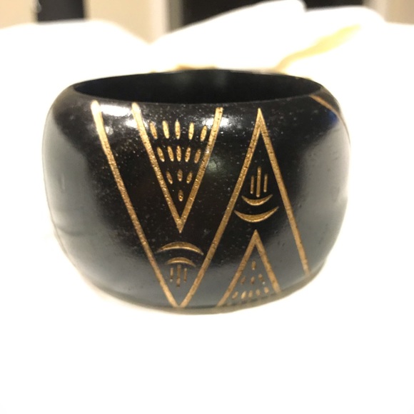 Dark Brown Wood Carved Light Bangle Bracelet - Picture 10 of 16